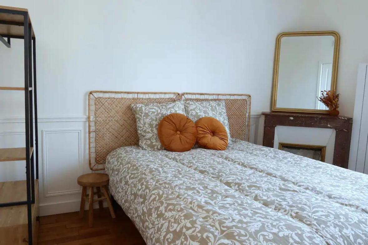 Charmant Appartement Cosy A Сюрен Экстерьер фото