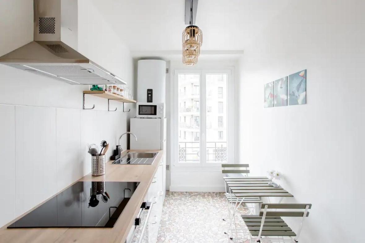 Charmant Appartement Cosy A Сюрен Экстерьер фото