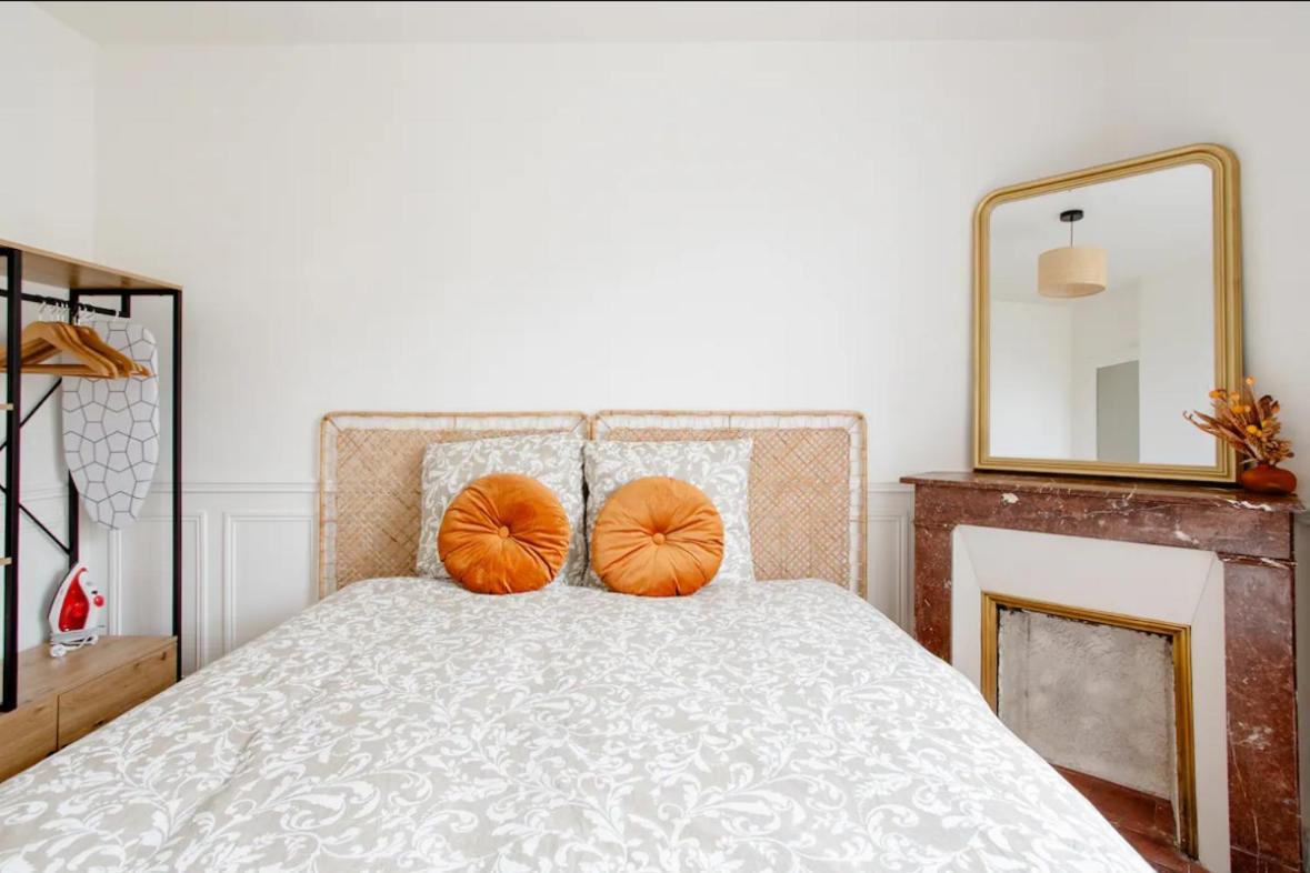 Charmant Appartement Cosy A Сюрен Экстерьер фото
