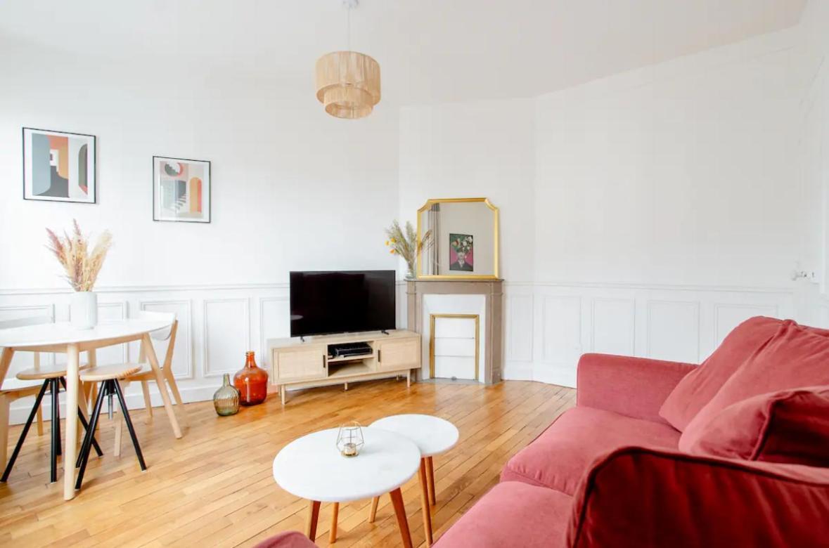 Charmant Appartement Cosy A Сюрен Экстерьер фото